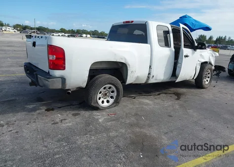 2007 Chevrolet Silverado 1500 Work Truck z USA, uszkodzony, nr VIN 1GCEC19C57Z506798